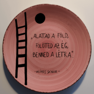 Verses tányér