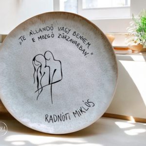 Radnóti (Te állandó vagy bennem, e mozgó zűrzavarban.)