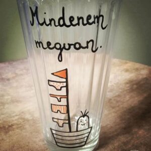 Mindenem megvan üvegpohár (3dl)