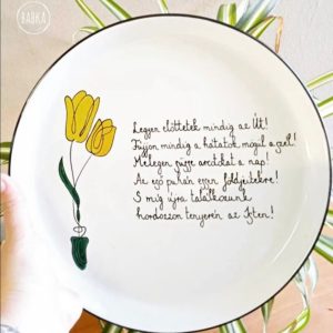 Régi ír áldás ((Legyen előttetek mindig az út!)