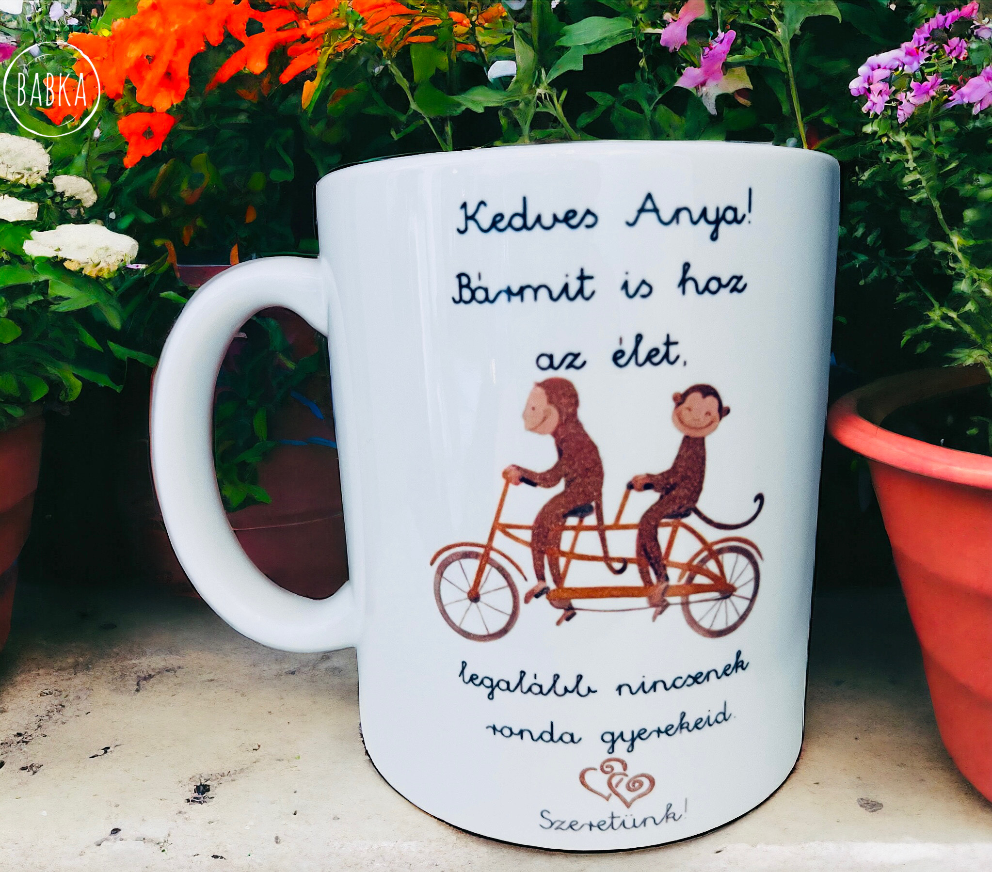 Maki tesók (kettes) (Anya) (Legalább nincsenek ronda gyermekeid)